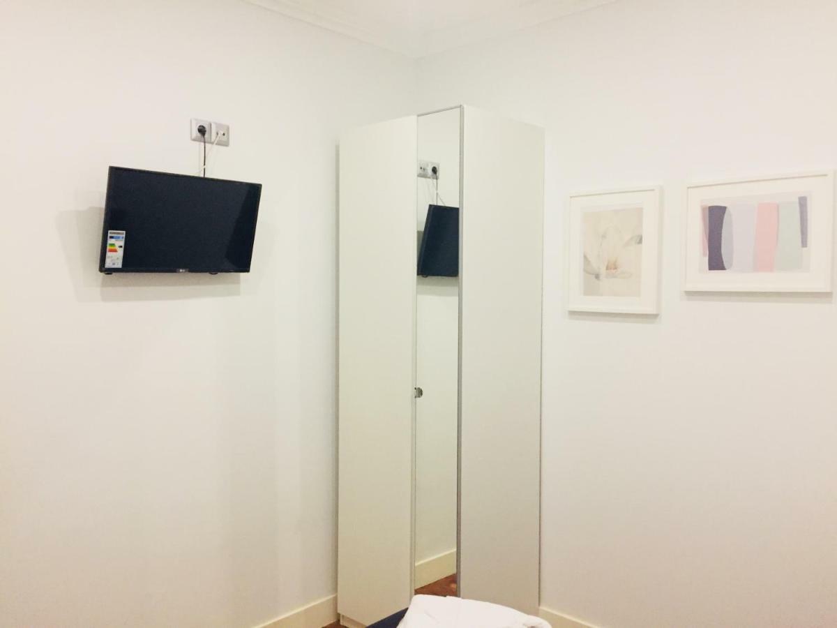Appartement Rua Luciano Cordeiro Bhuiyan Family Host à Lisboa Extérieur photo