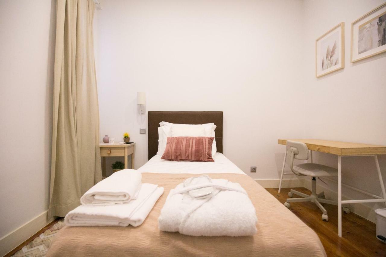 Appartement Rua Luciano Cordeiro Bhuiyan Family Host à Lisboa Extérieur photo